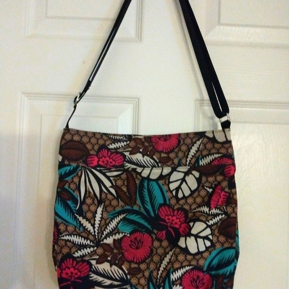 Vera Bradley Tropical Crossover Purse 11X12 In.Long - Picture 2 of 4